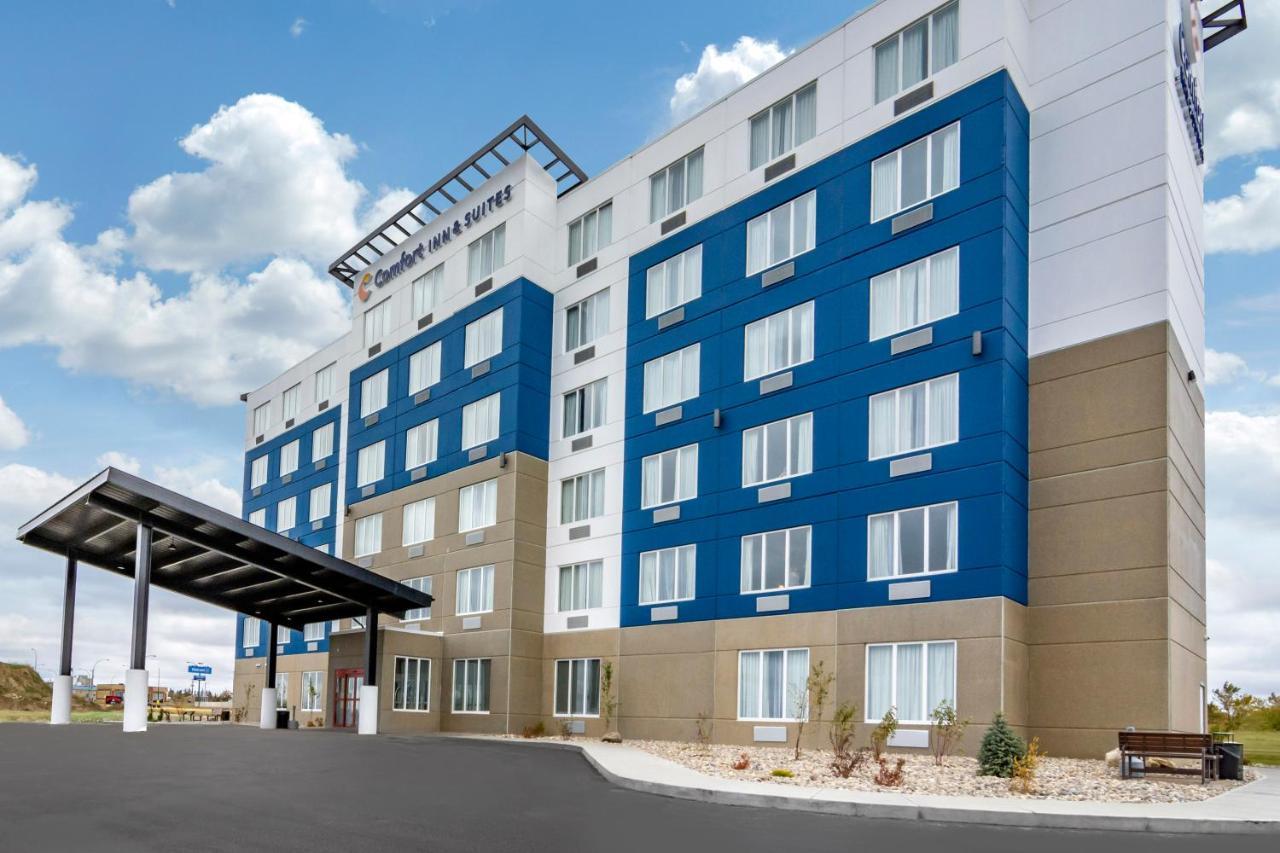 Comfort Inn & Suites North Battleford Exterior foto